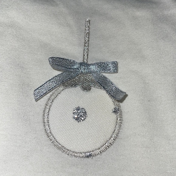 The Bailey Boys NB baby gown beautiful cream with silver ornament beautiful - Picture 5 of 7